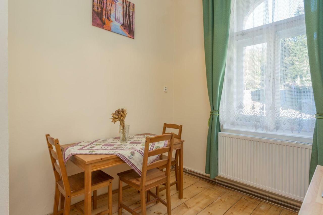 Josefina Jizerske Hory Apartment *